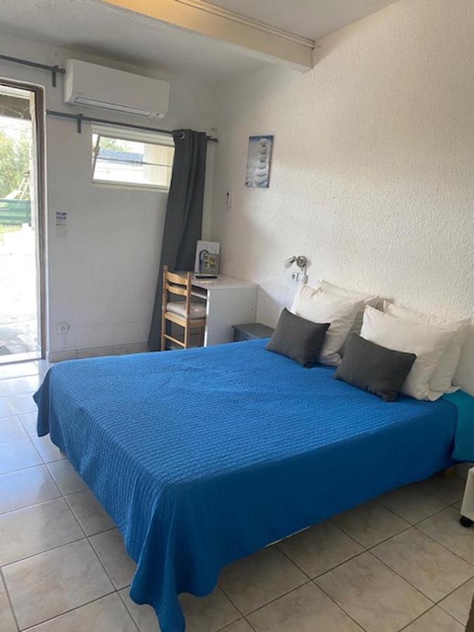 LOGIS Hôtel La Chaumière Marseillan (Herault) Exterior foto