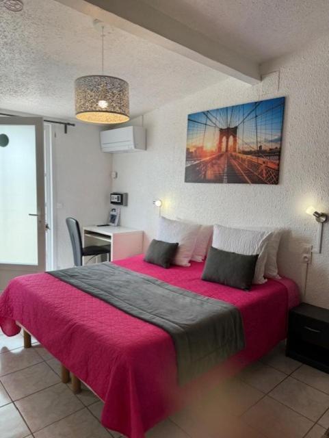LOGIS Hôtel La Chaumière Marseillan (Herault) Exterior foto